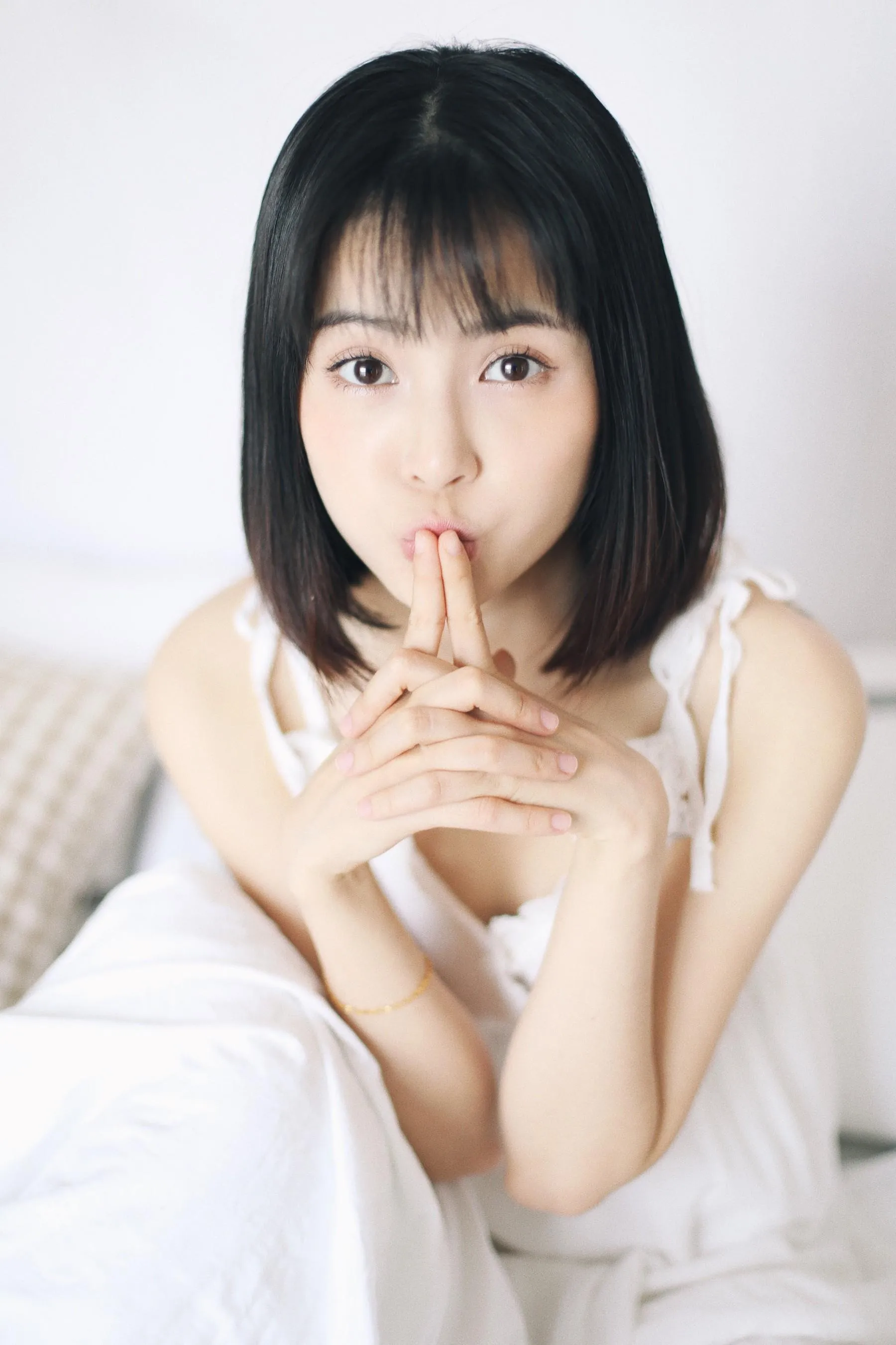[YITUYU艺图语]2021.04.26 清风白信 裸心心 [36P]插图2